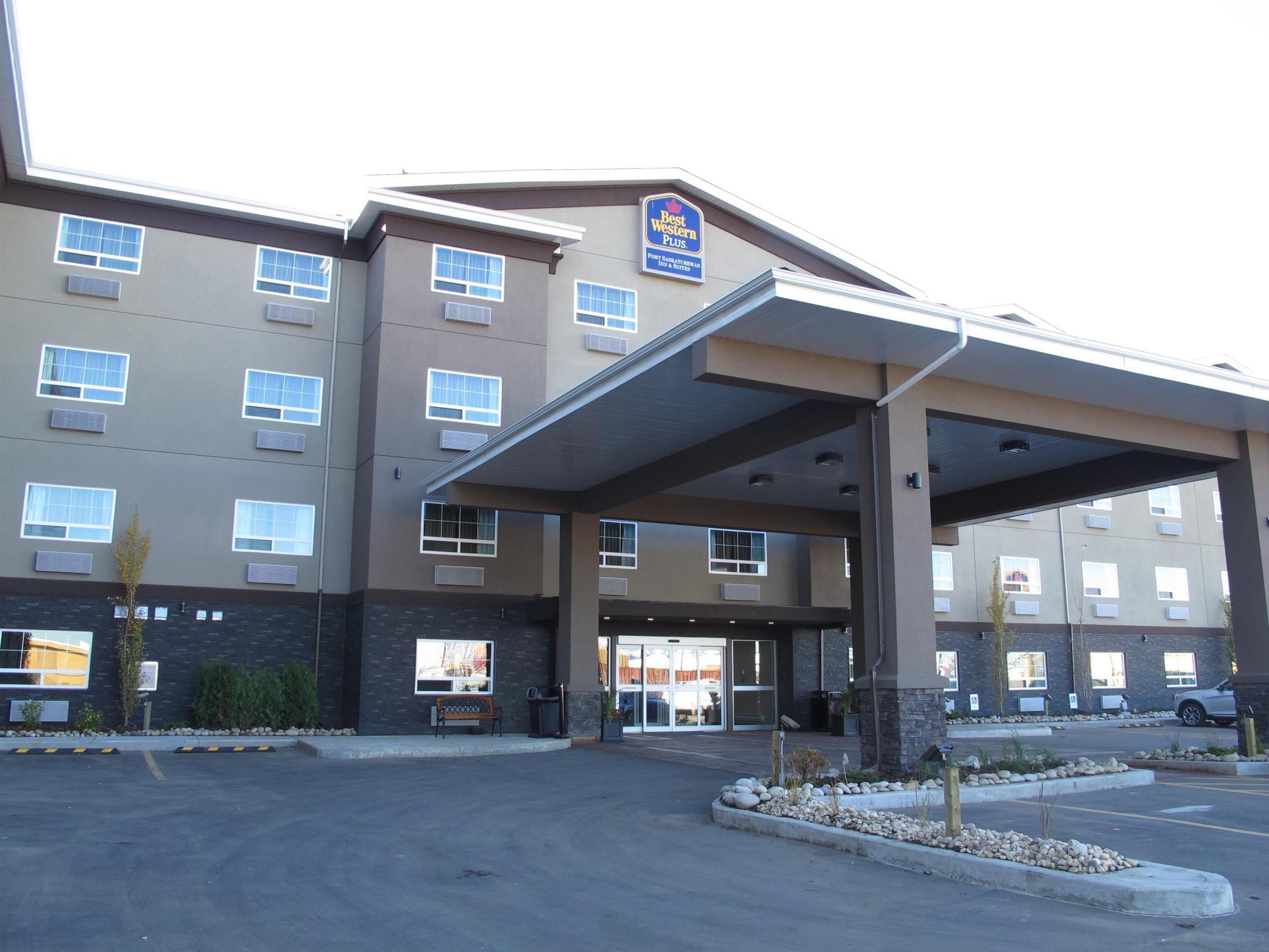 Best Western Plus Fort Saskatchewan Inn & Suites Buitenkant foto