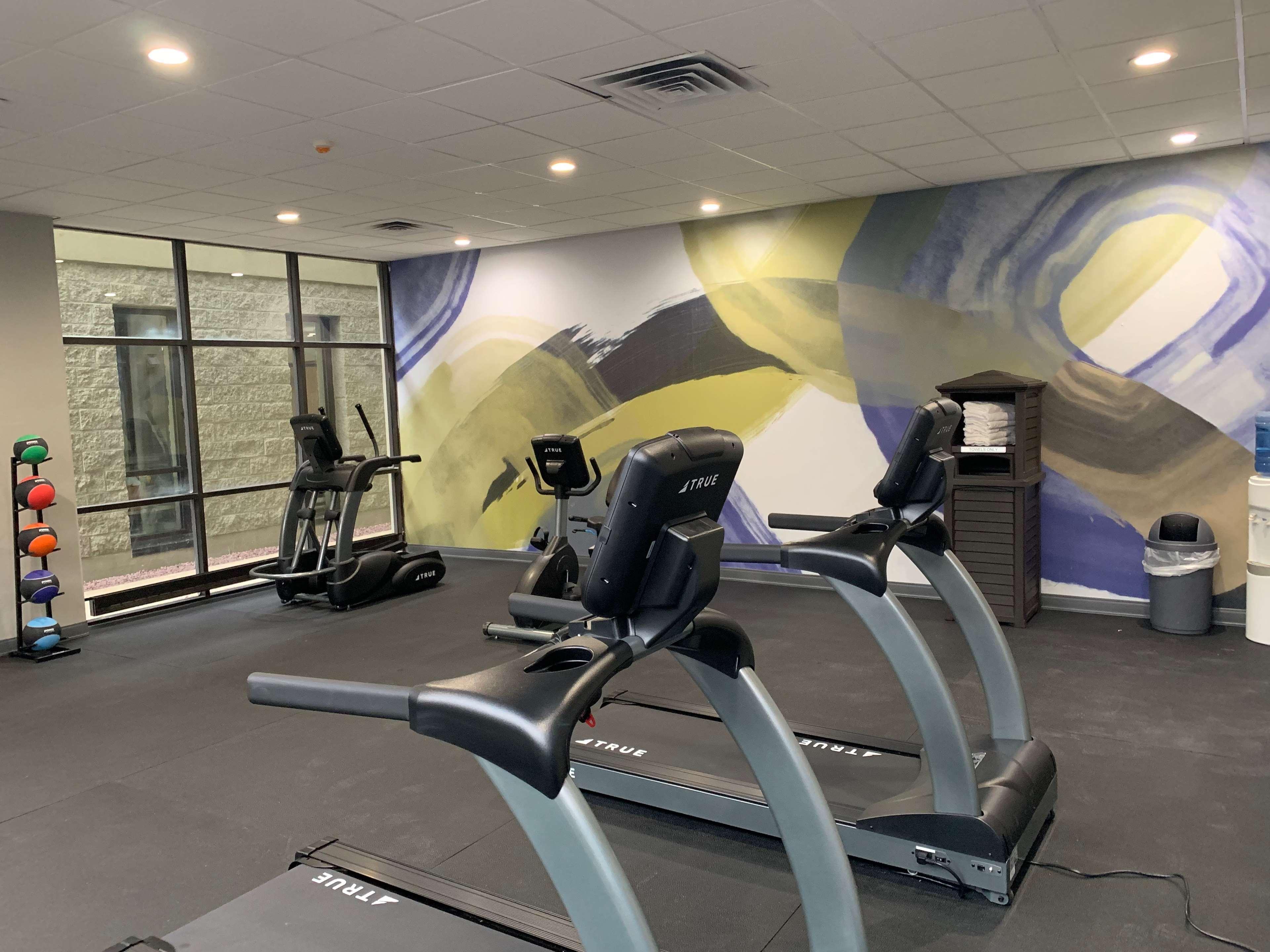 Best Western Plus Fort Saskatchewan Inn & Suites Buitenkant foto